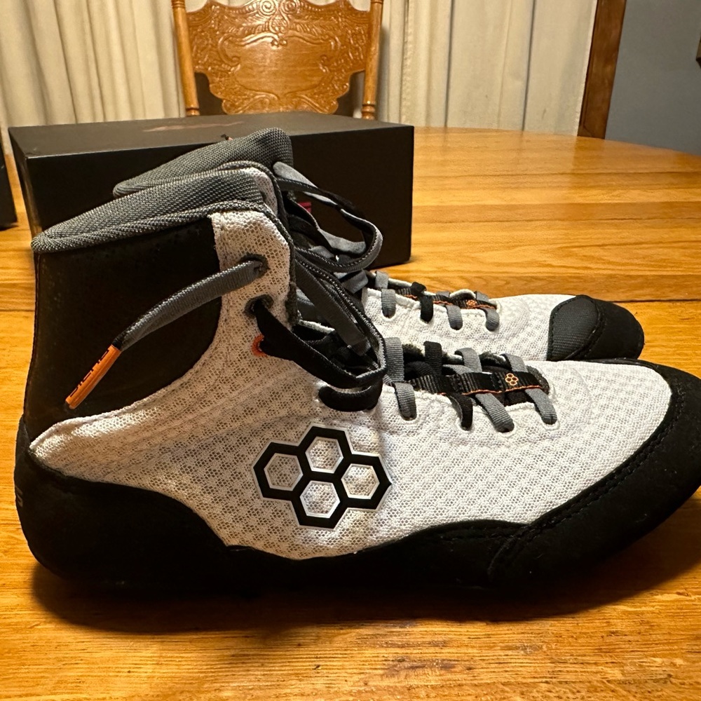 Rudis wrestling shoes Colt Ghost white/black 8 1/2